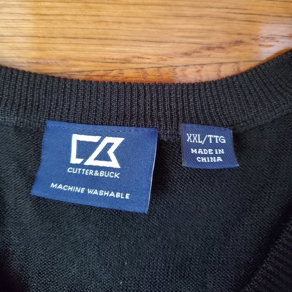 Men's V-Neck Sweater - Picture 2 of 5